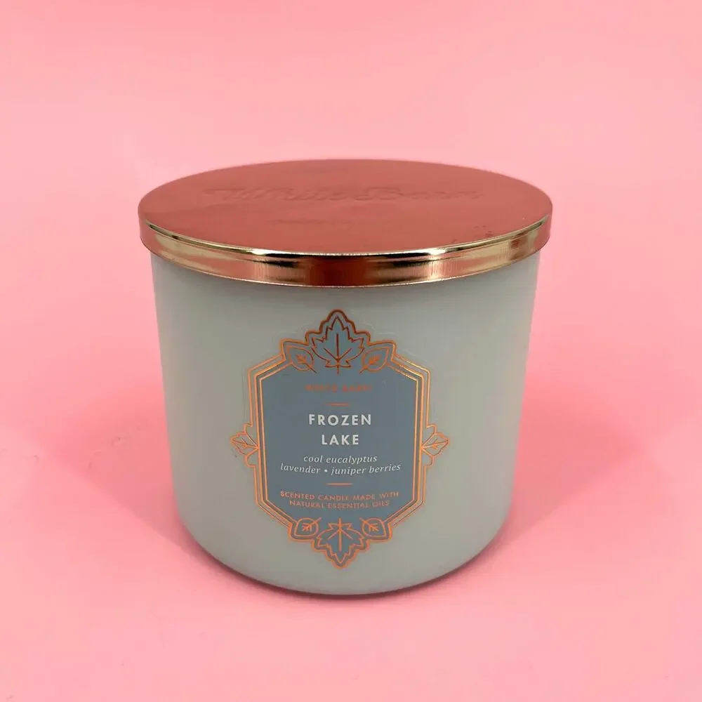 Frozen Lake 3 Wick Candle 14.5 oz White Barn Bath and Body Works - Picture 2 of 3